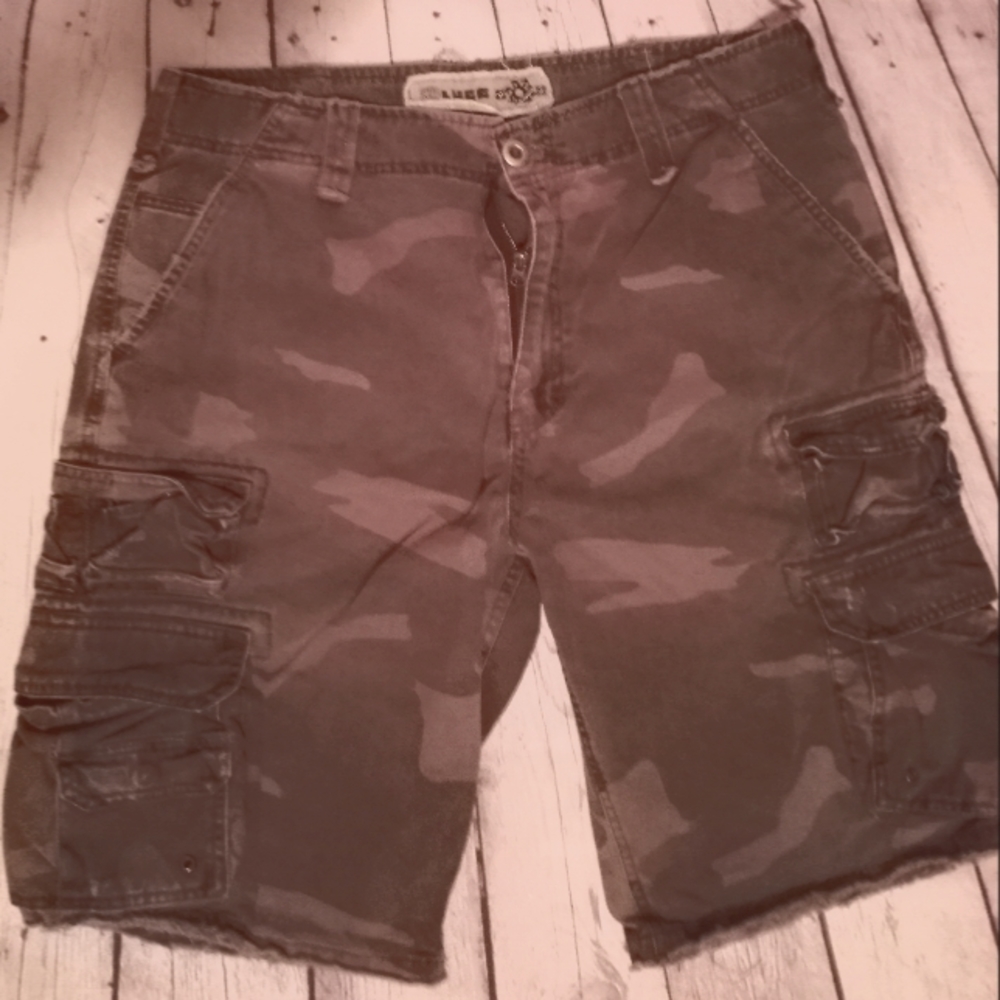 Camouflage cargo shorts